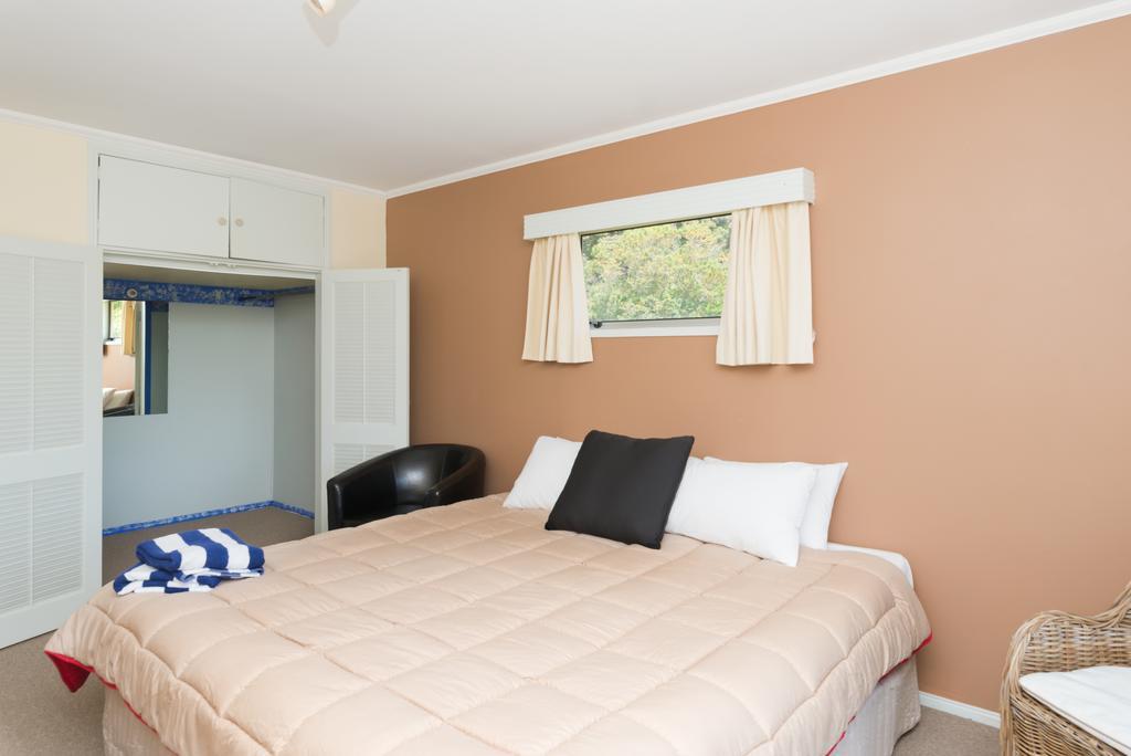 Waitangi Beach House Pokoj fotografie